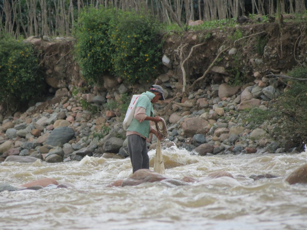 Riverside communities’ livelihoods are entangled to the river. Fishing is often a family legacy.