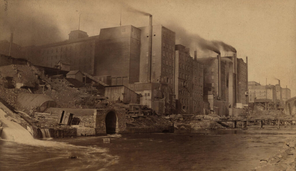 1890–1894: Milling industry on the West Bank of Saint Anthony Falls